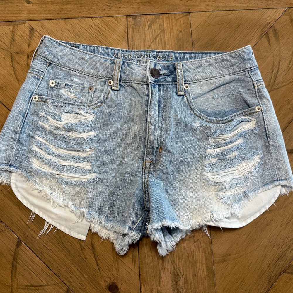Ladies high rise cutoff shorts